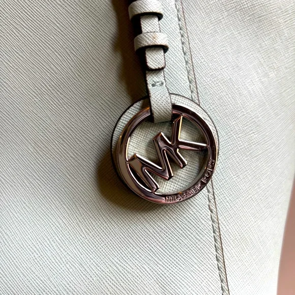 Michael Kors Shoulder Bag - Picture 3 of 5